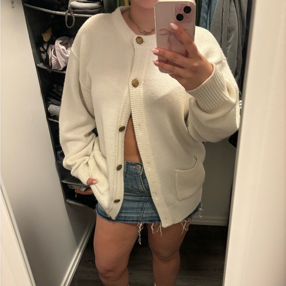 Cardigan - Picture 2 of 3